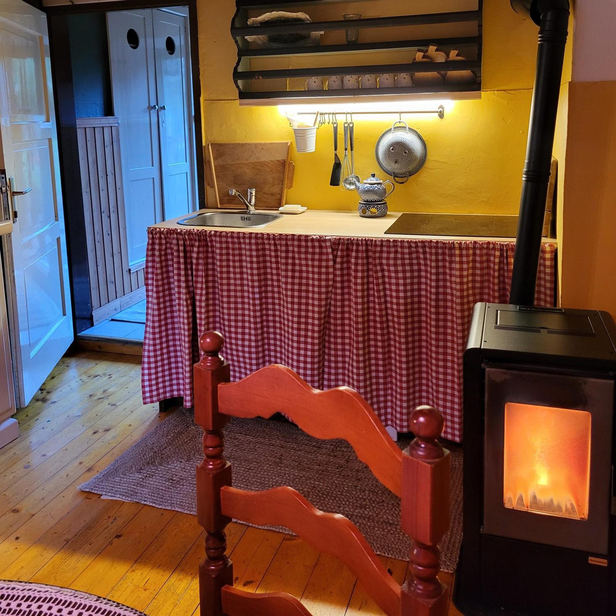 Sachserhof Ferienwohnungen In Sachsenburg Zewnętrze zdjęcie